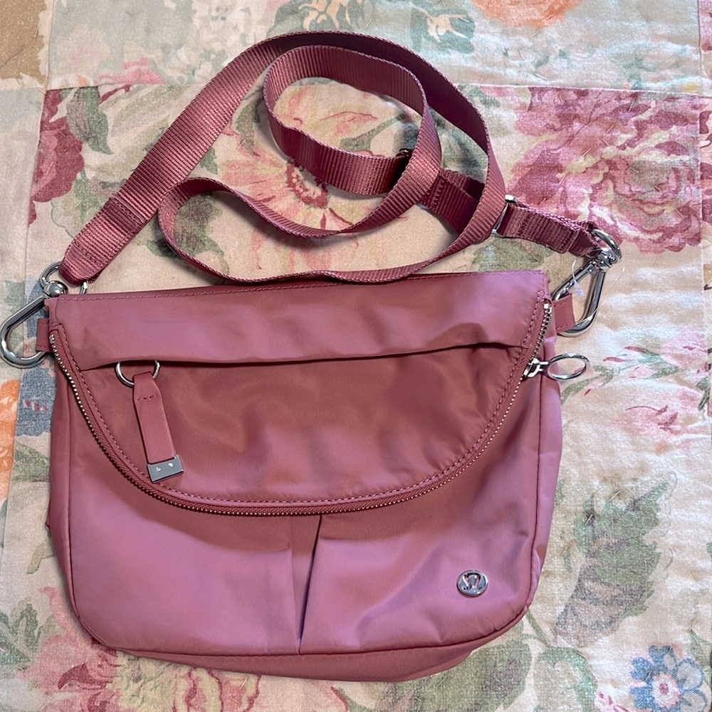 💗Lululemon Crossbody Bag💗 All Night Festival Bag